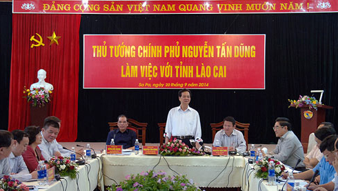 Premier vietnamita da orientaciones de desarrollo económico a Lao Cai